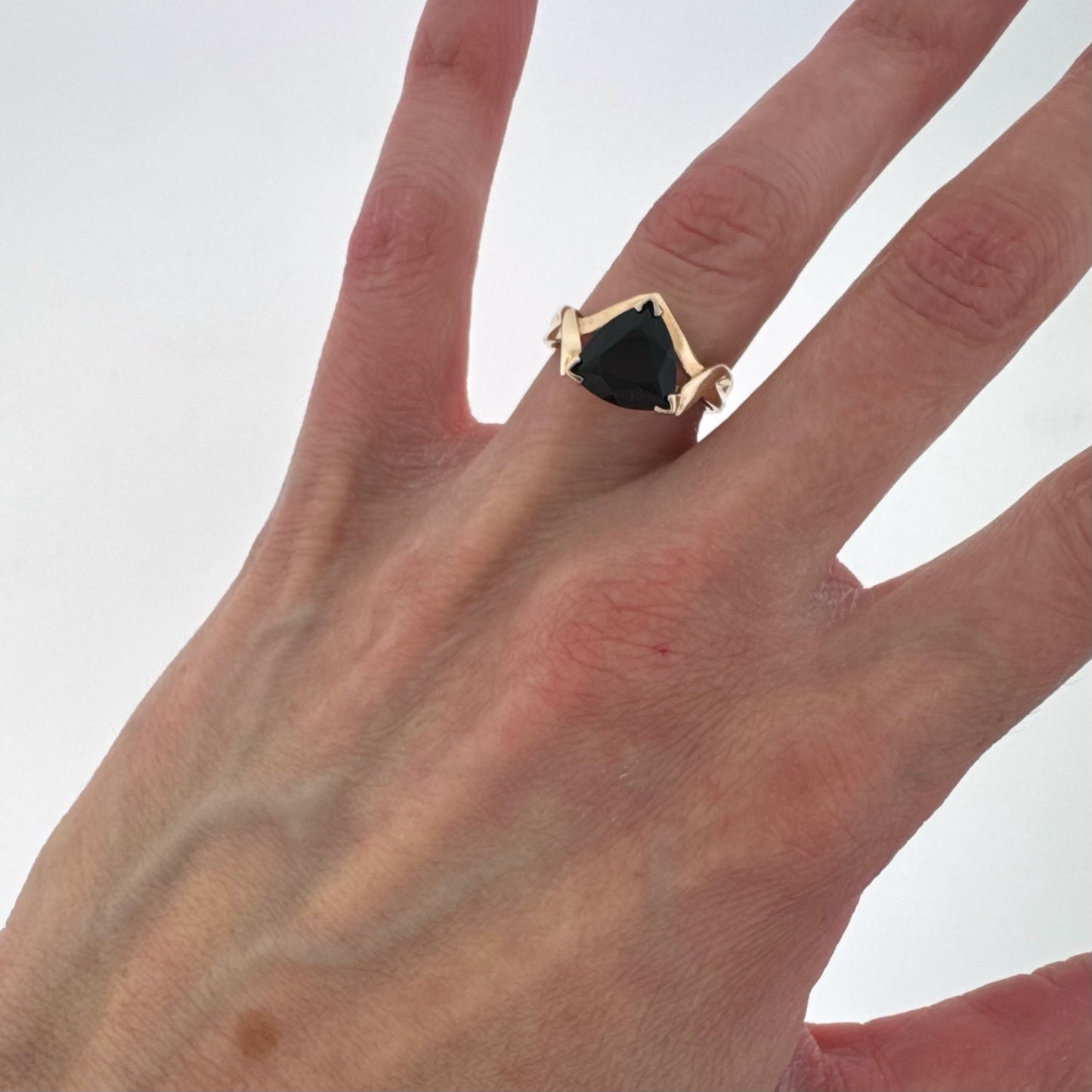 Estate 10k + Onyx Trillion Ring